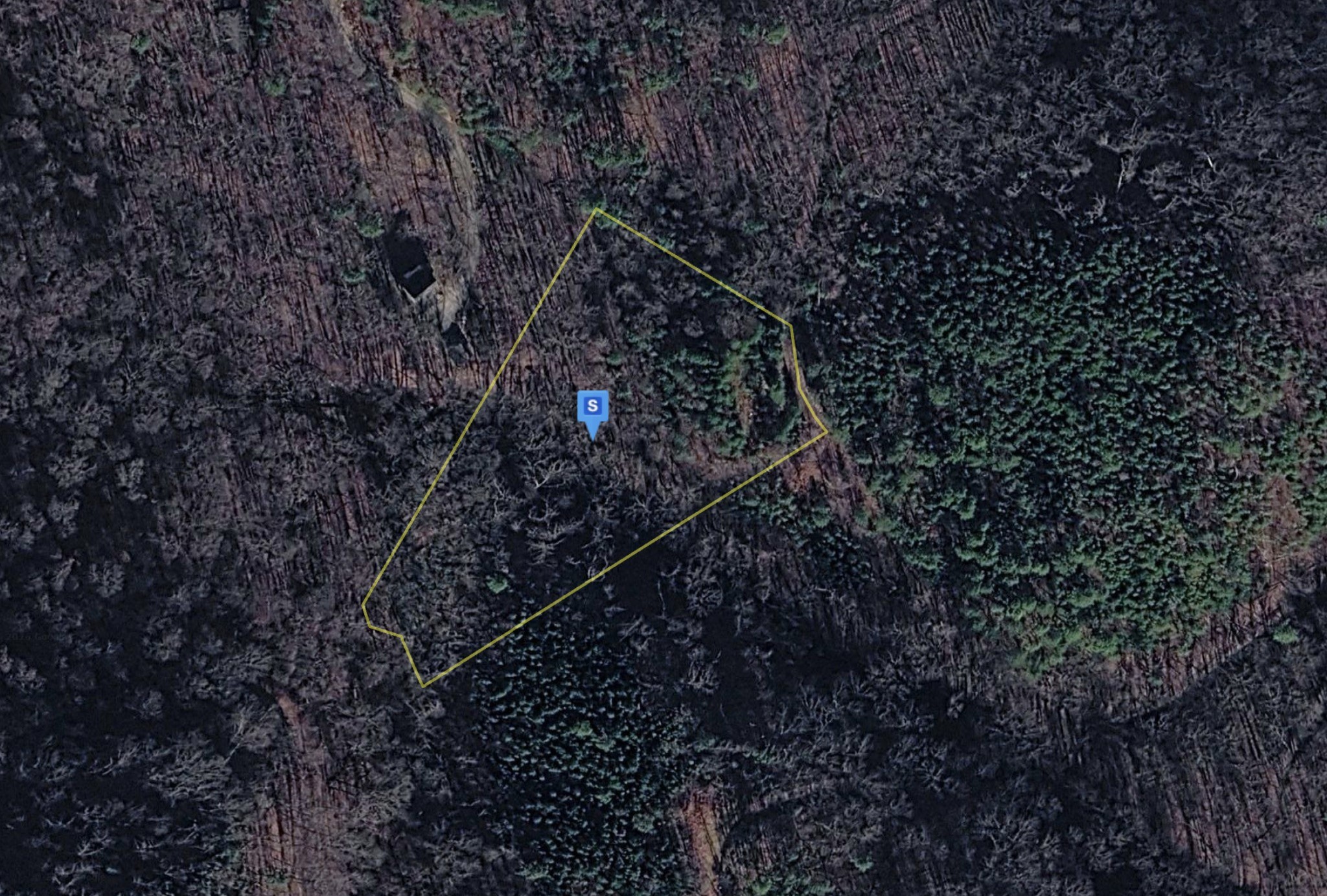 1040 Old River Rd Property Photo 1