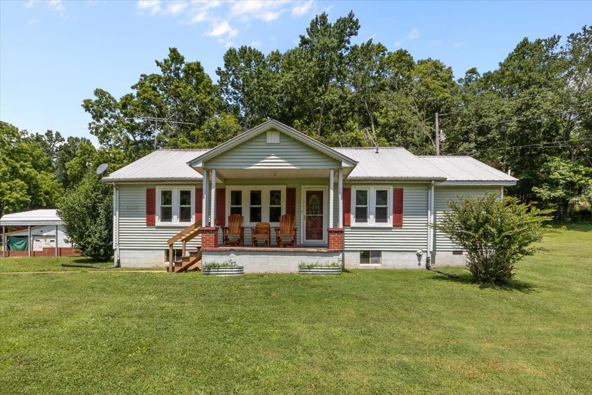 2035 Skyview Dr Property Photo 1