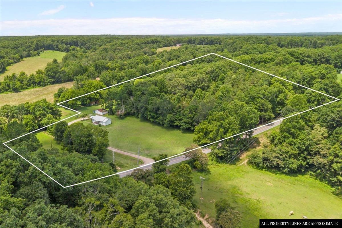 2035 Skyview Dr Property Photo 1