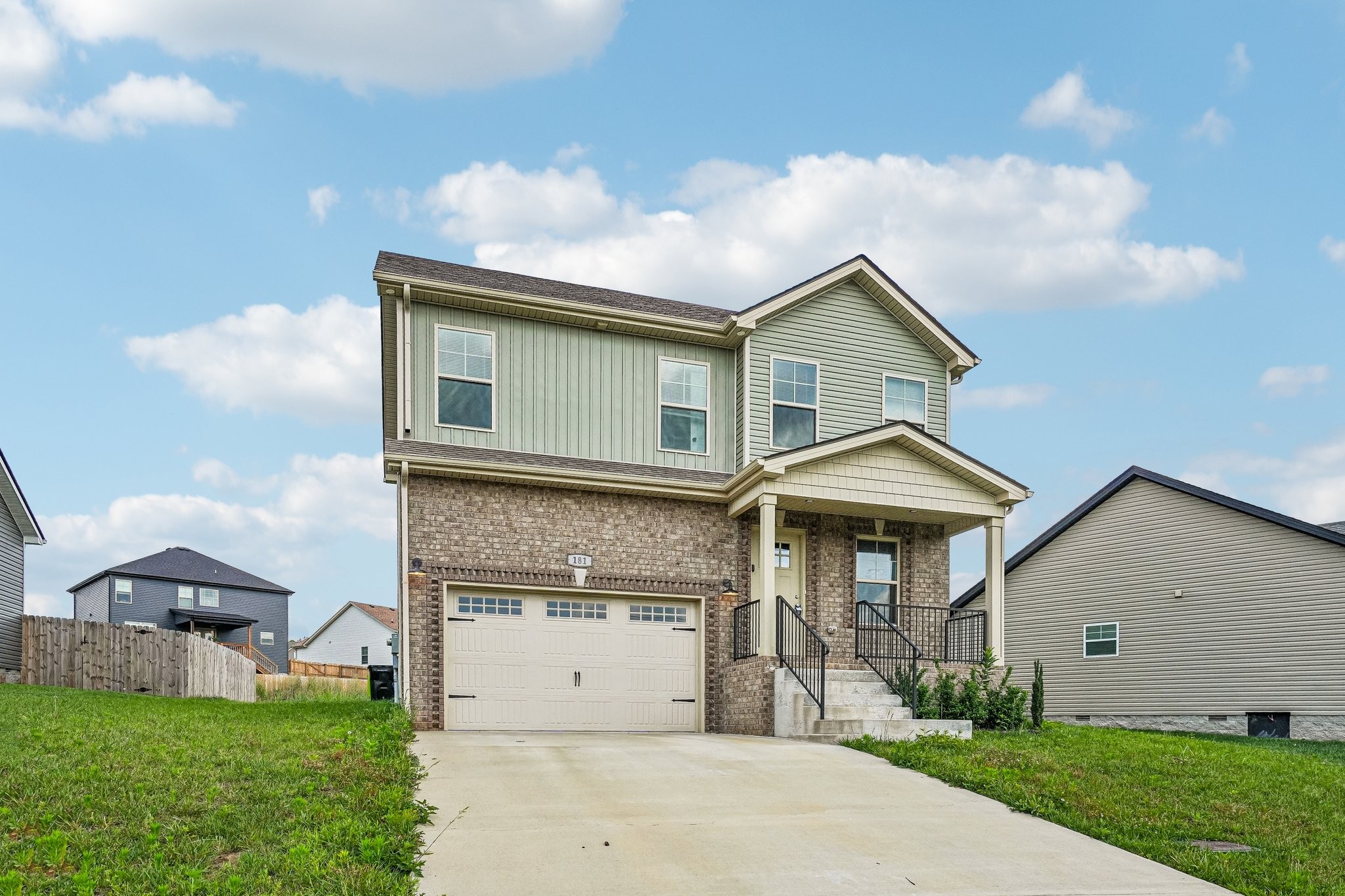 181 Ardell Dr Property Photo 3