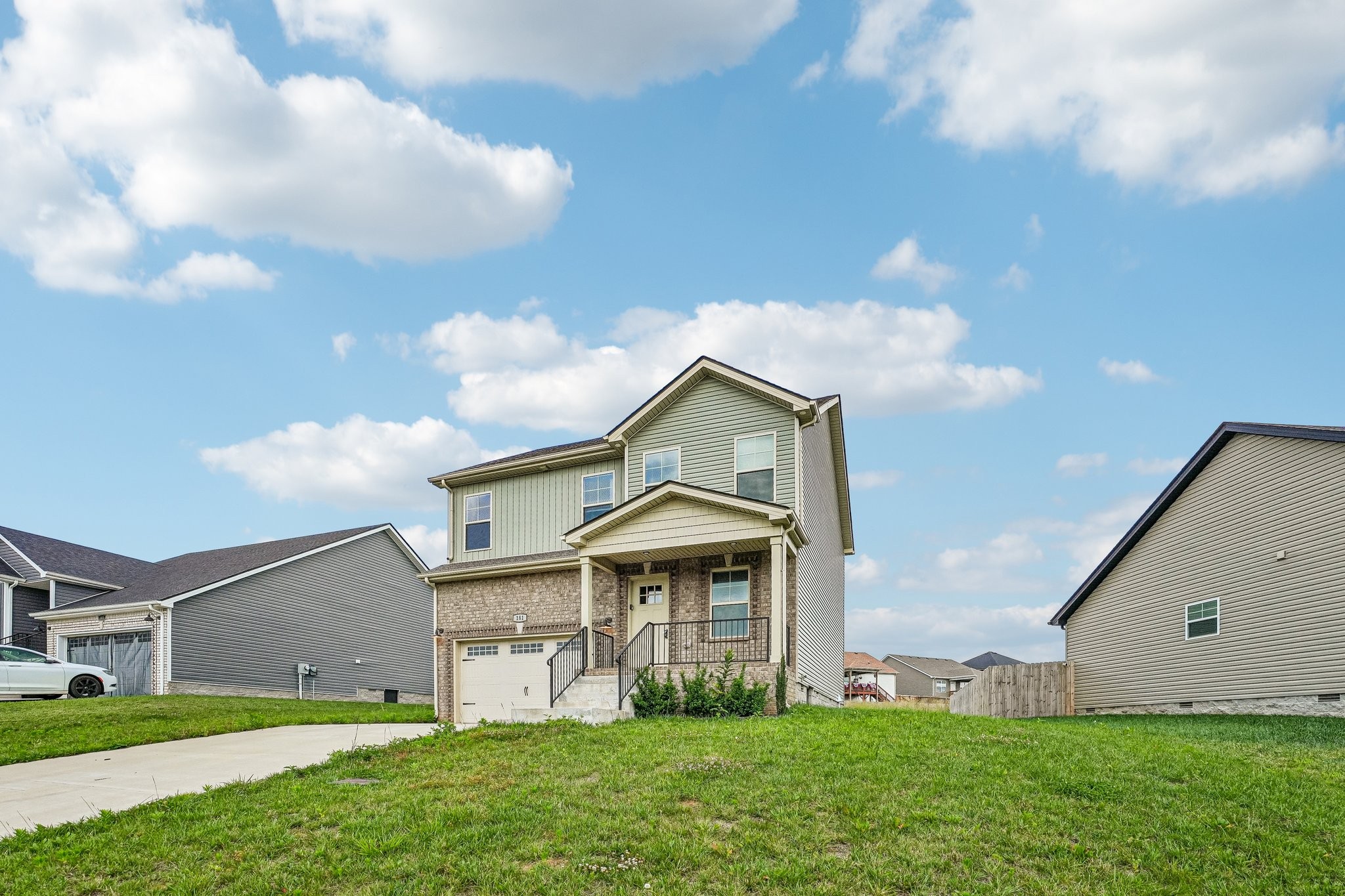 181 Ardell Dr Property Photo 4