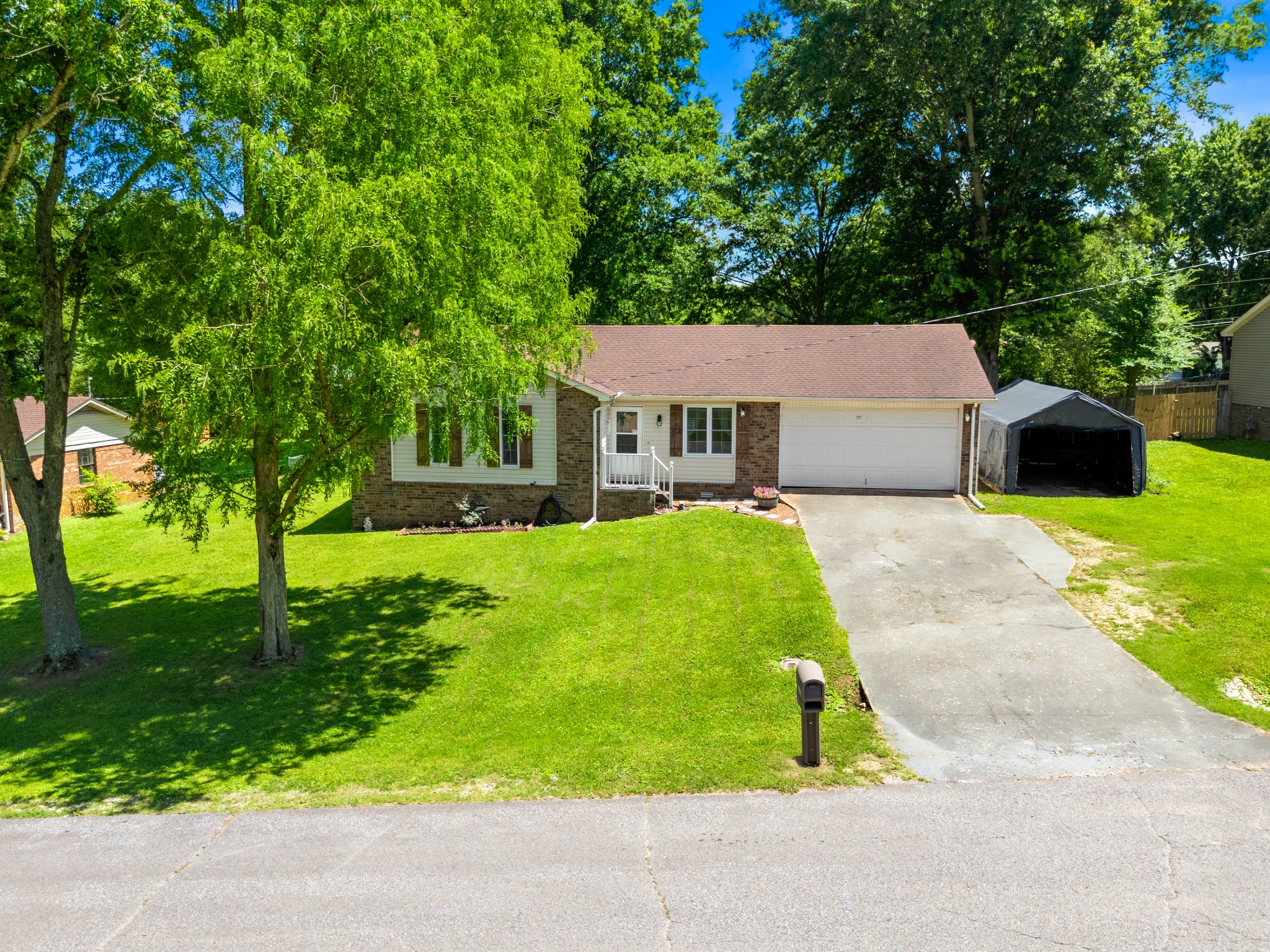 155 Penny Ln Property Photo 1