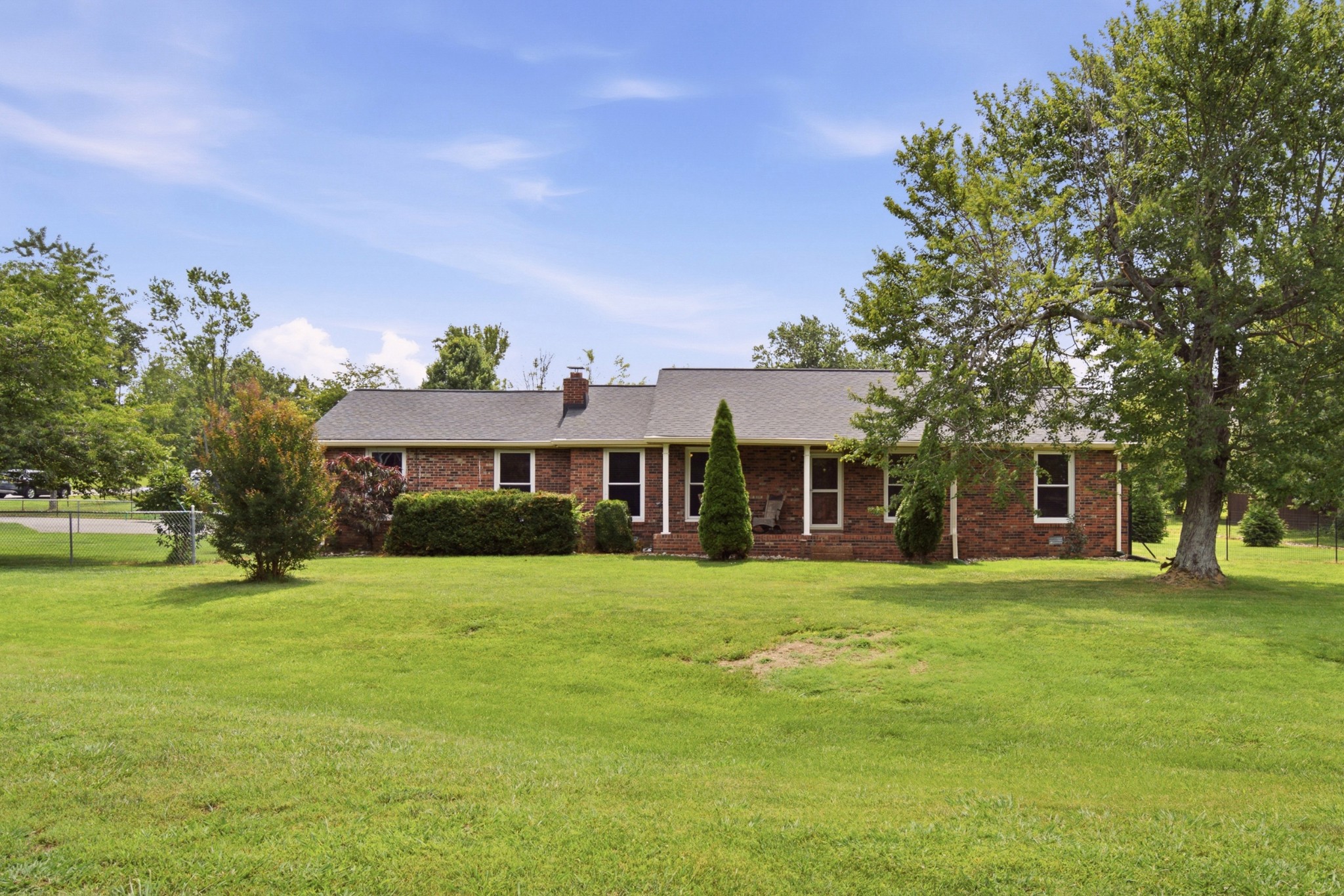 100 Jonquil Way Property Photo 1