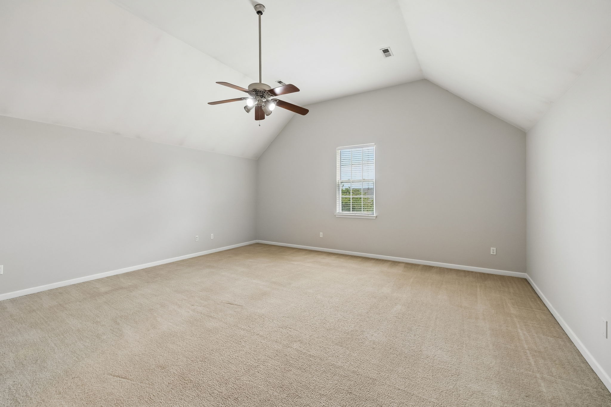 4008 Kristen St Property Photo 36