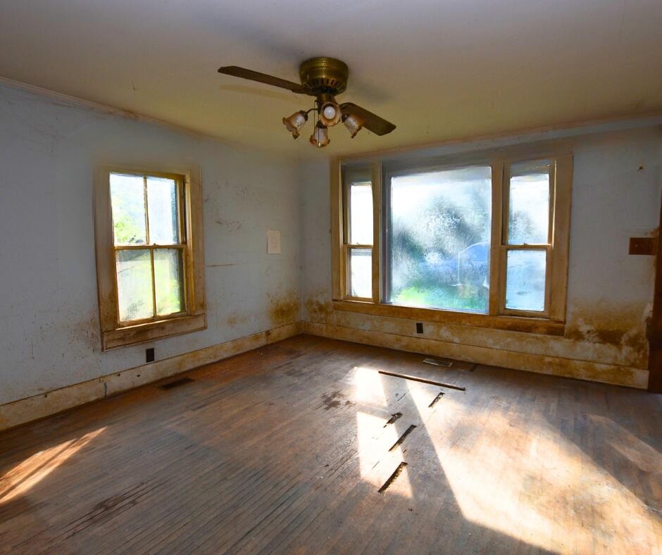 1230 Aurora Avenue, Se Property Photo 3