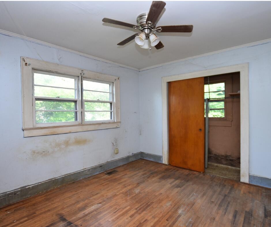 1230 Aurora Avenue, Se Property Photo 5