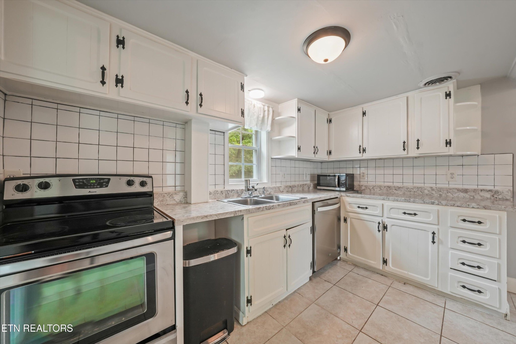 224 Oak Rd Property Photo 12