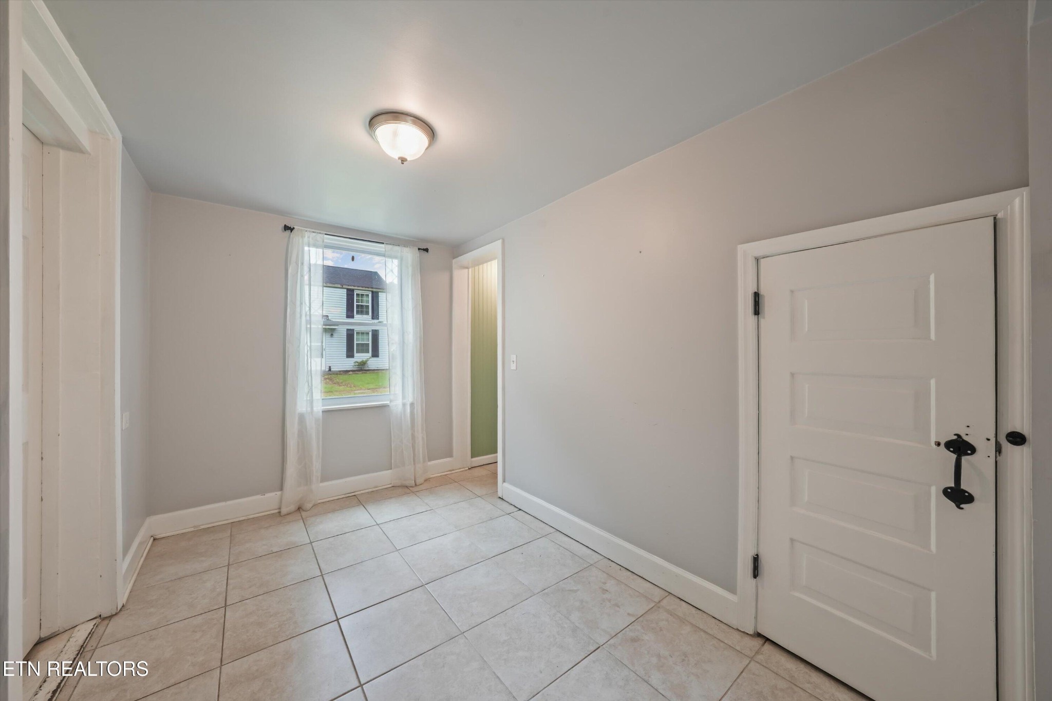 224 Oak Rd Property Photo 16