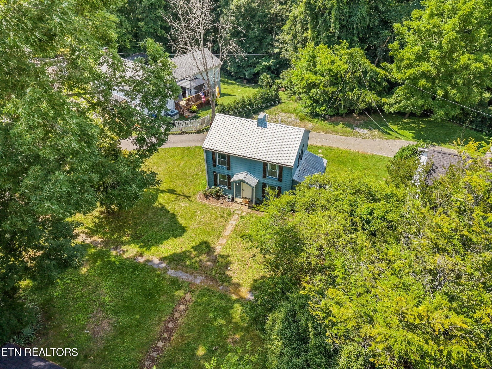 224 Oak Rd Property Photo 23