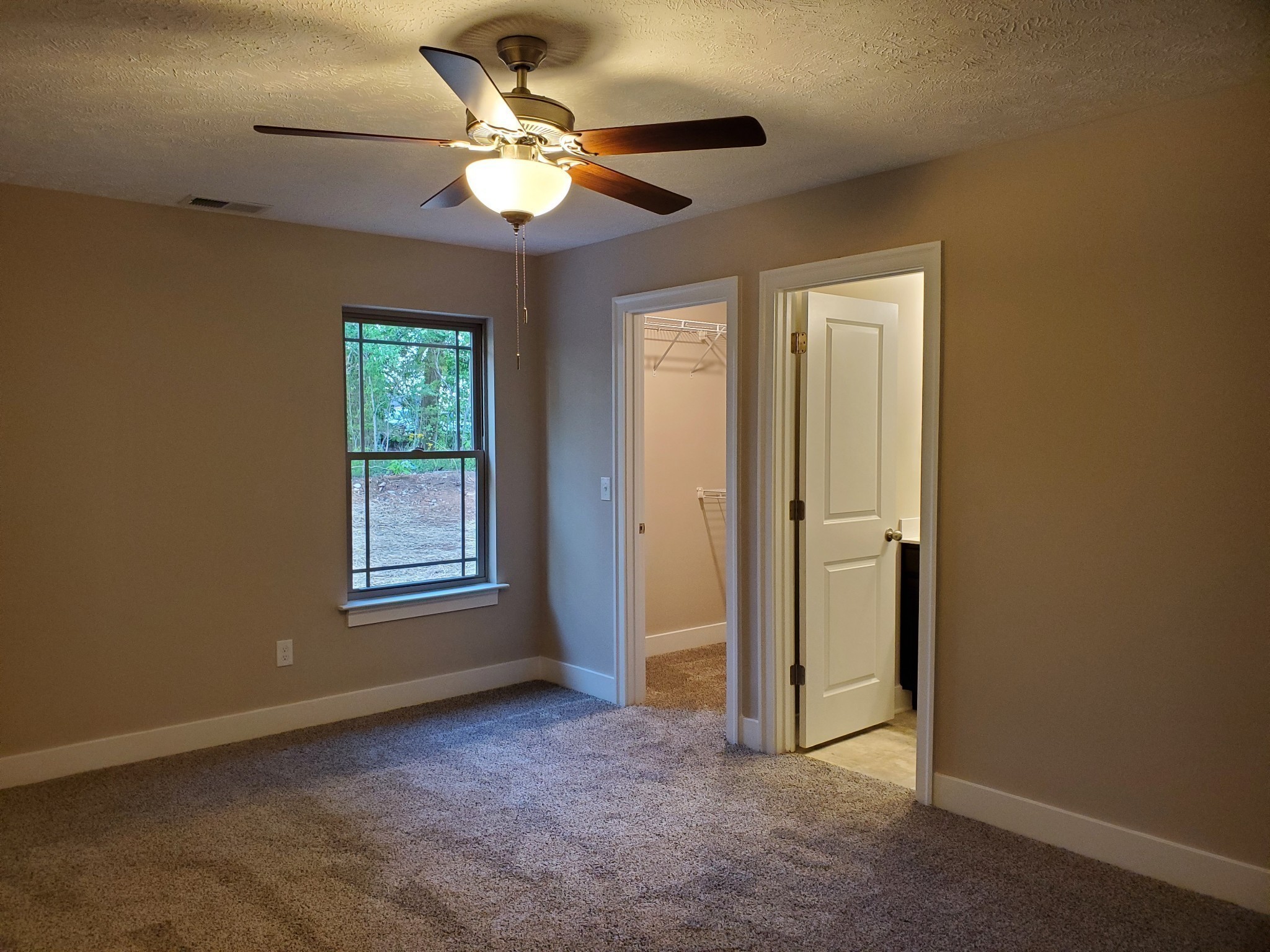 3009 Upstream Road Property Photo 11