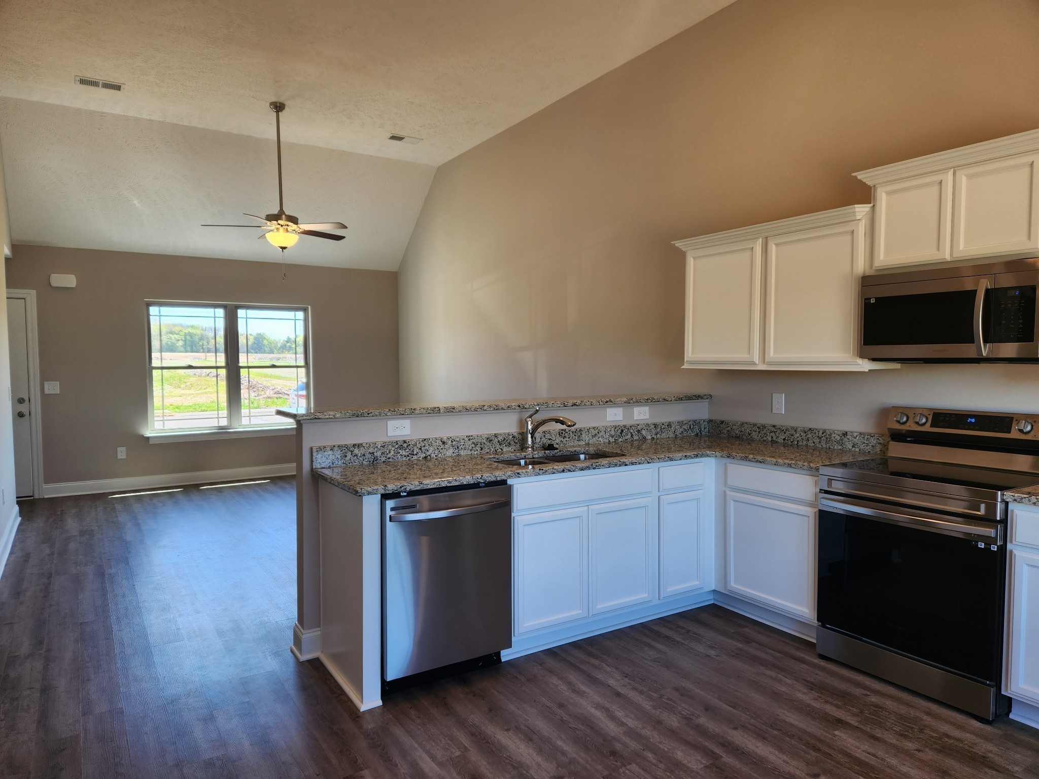 3009 Upstream Road Property Photo 46