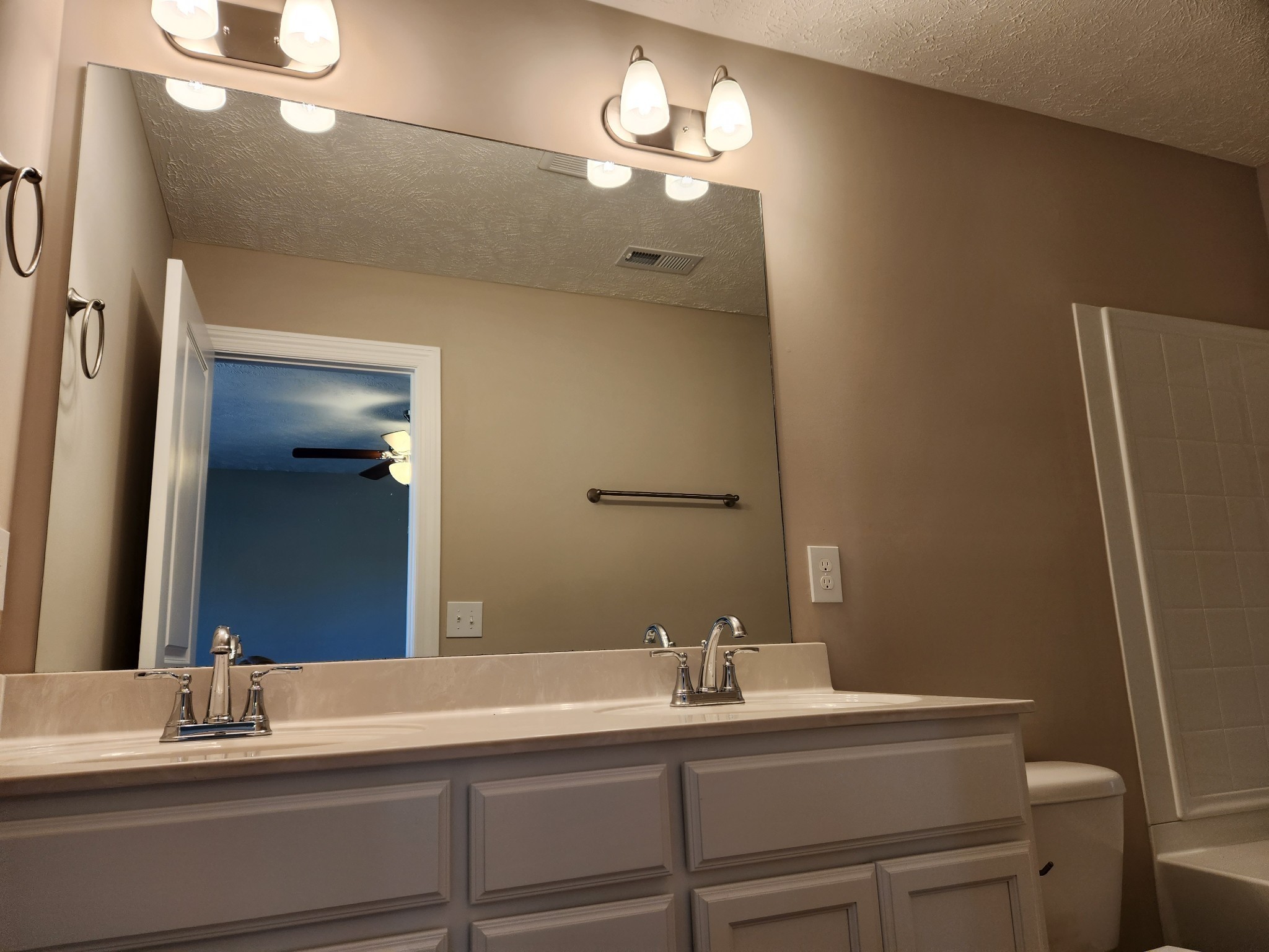 3009 Upstream Road Property Photo 56