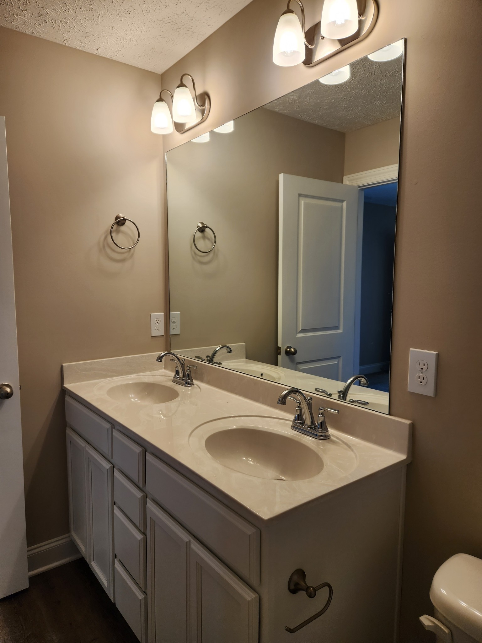 3009 Upstream Road Property Photo 59