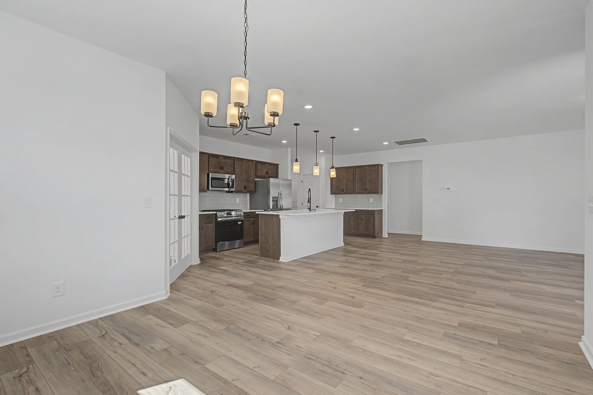405 Blackjack Oak Ct Property Photo 12