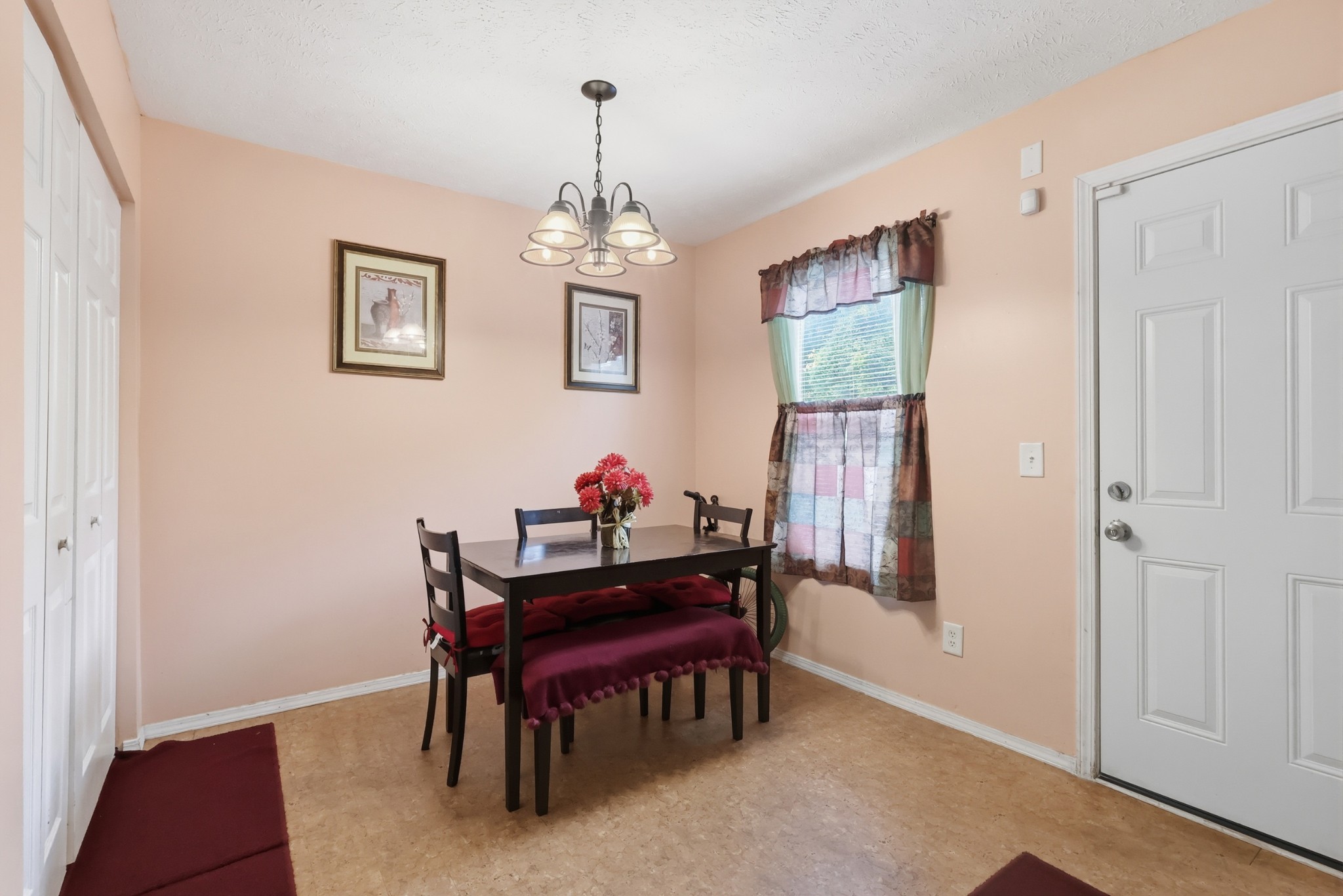 5521 Cedar Ash Xing Property Photo 7
