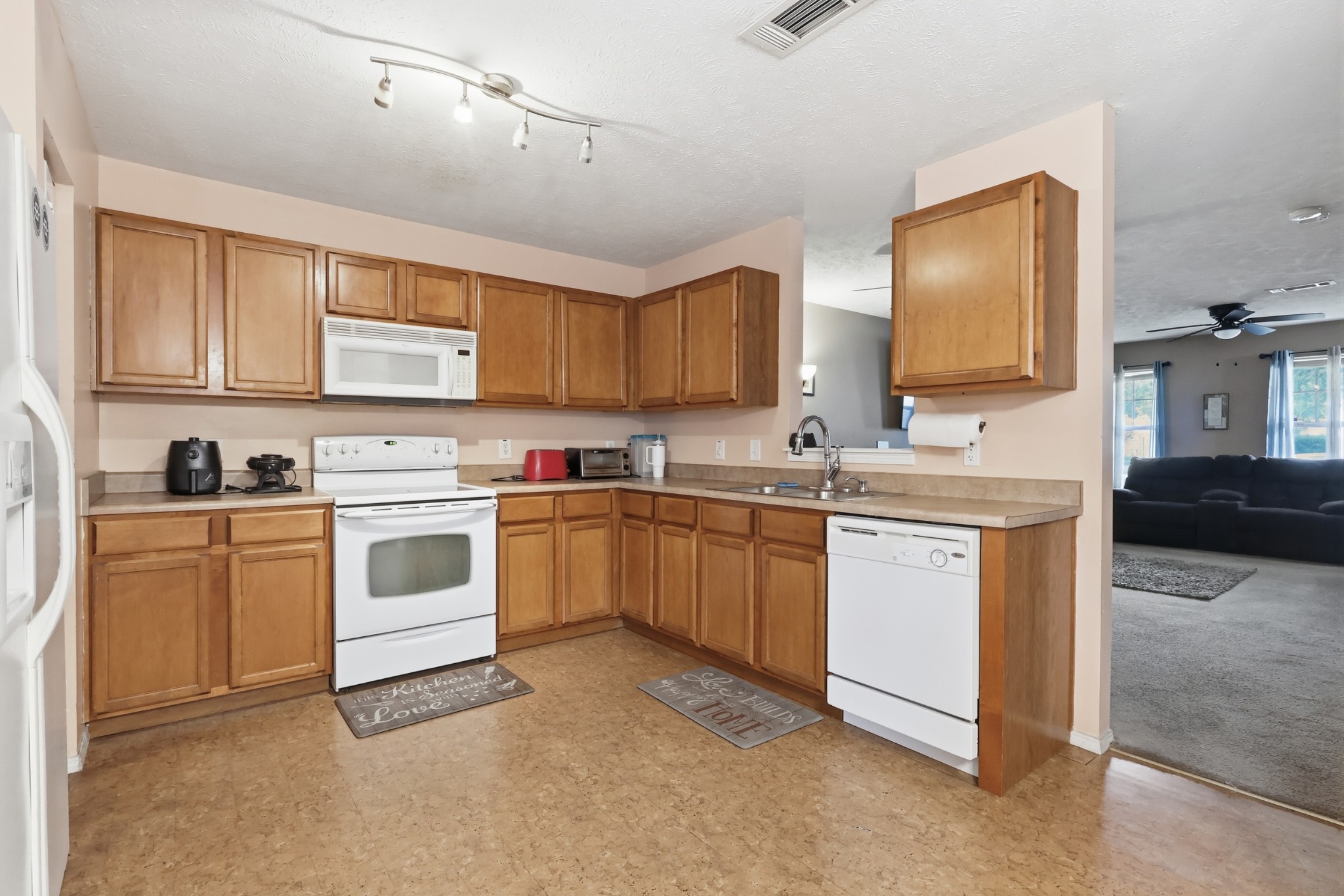 5521 Cedar Ash Xing Property Photo 9