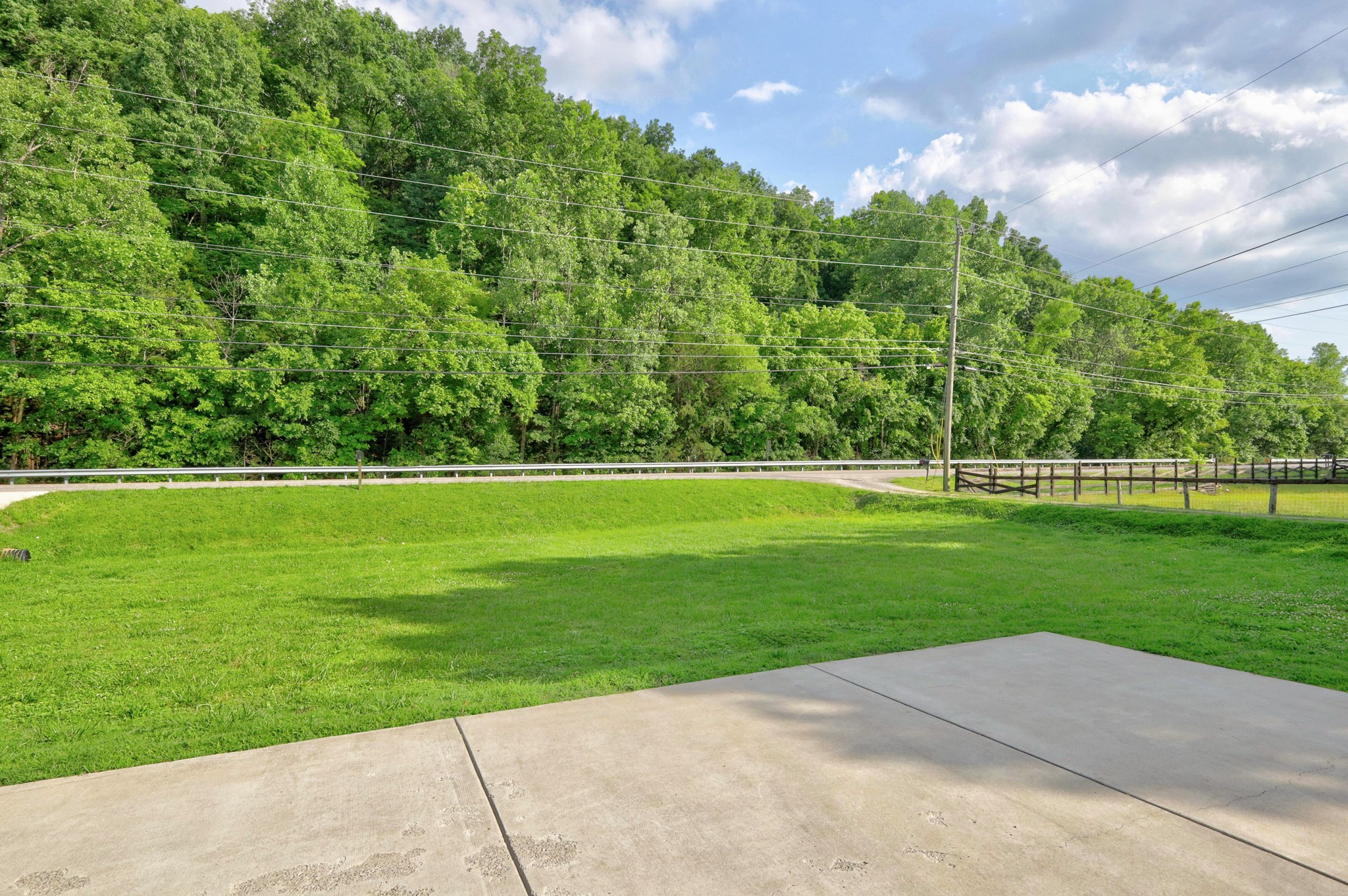 4218 Long Hollow Pike Property Photo 11