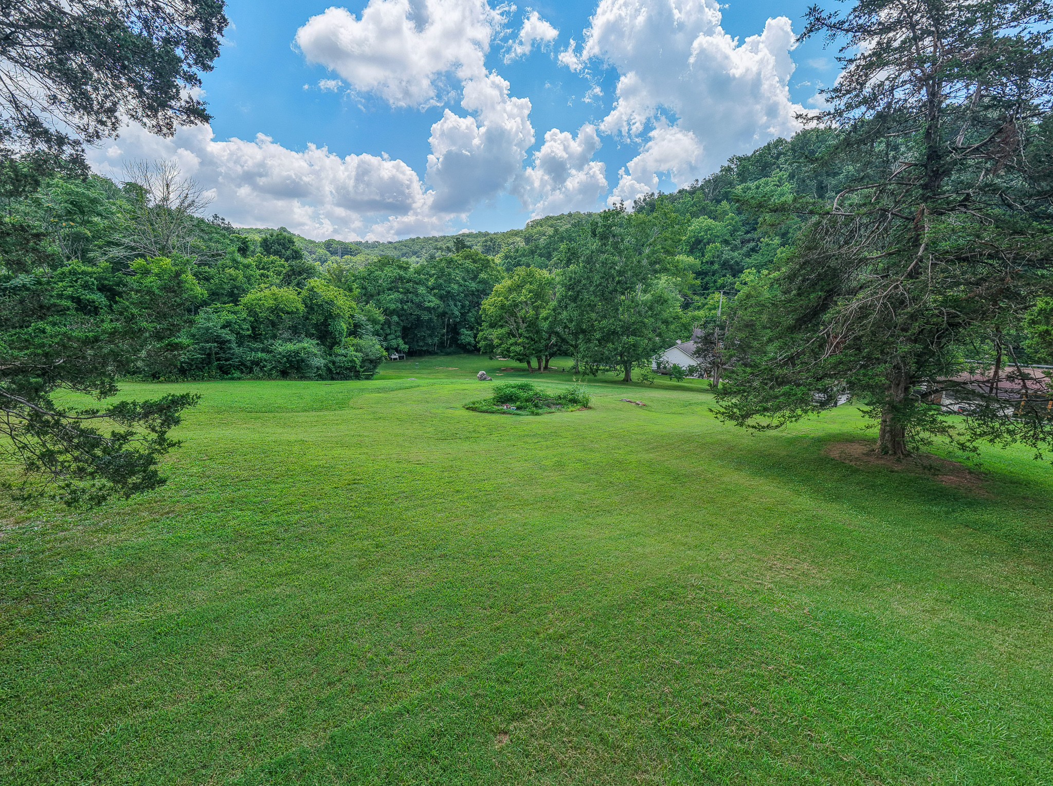 4218 Long Hollow Pike Property Photo 13