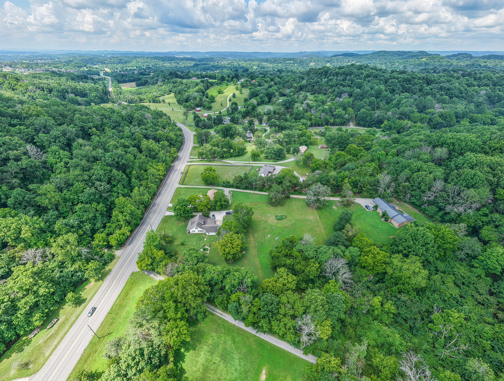 4218 Long Hollow Pike Property Photo 14