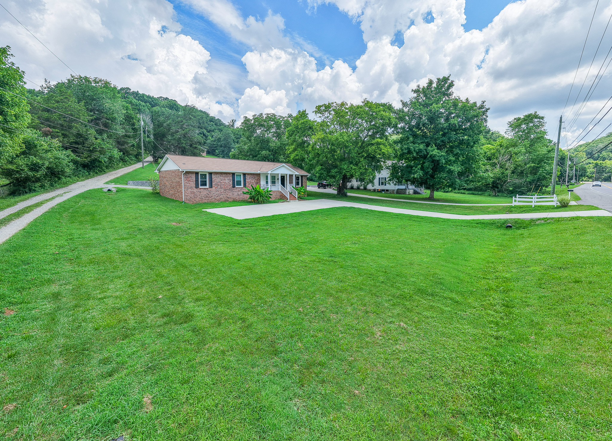 4218 Long Hollow Pike Property Photo 15