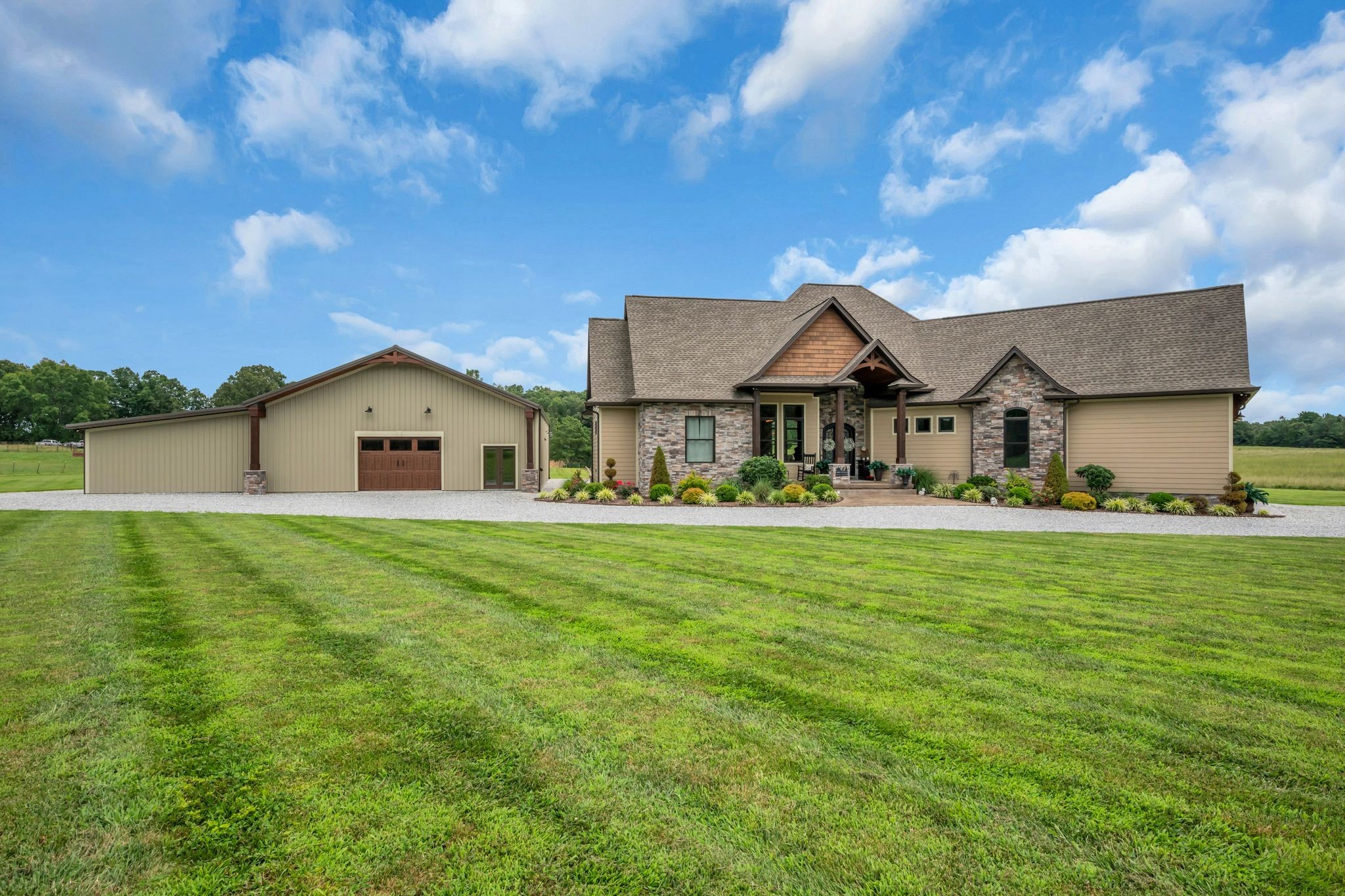 1261 Highway 48, S Property Photo 2