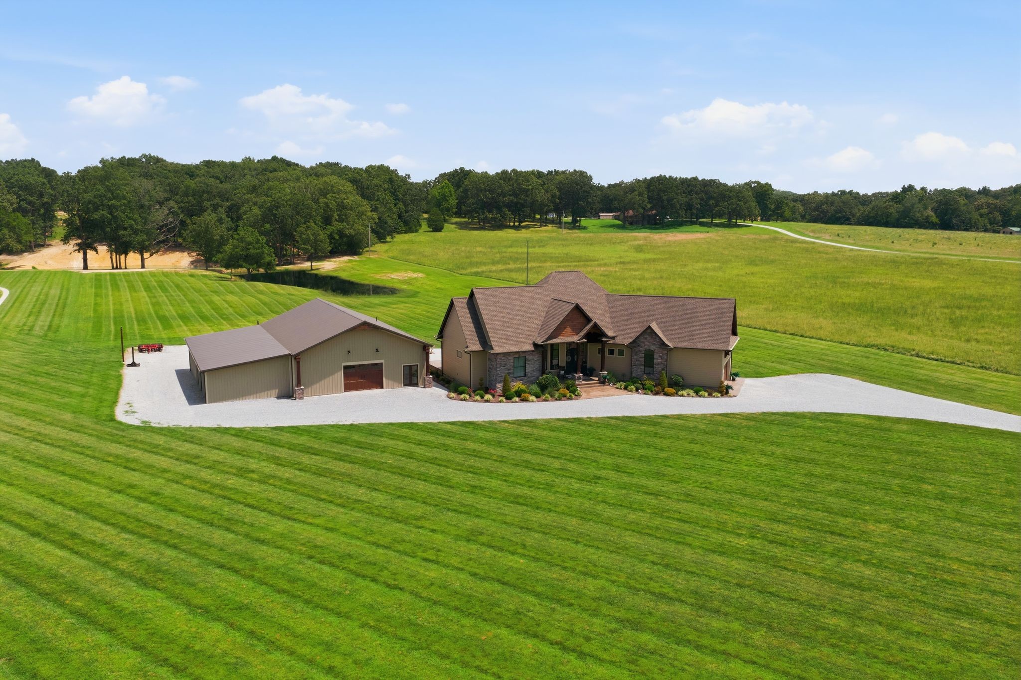 1261 Highway 48, S Property Photo 3