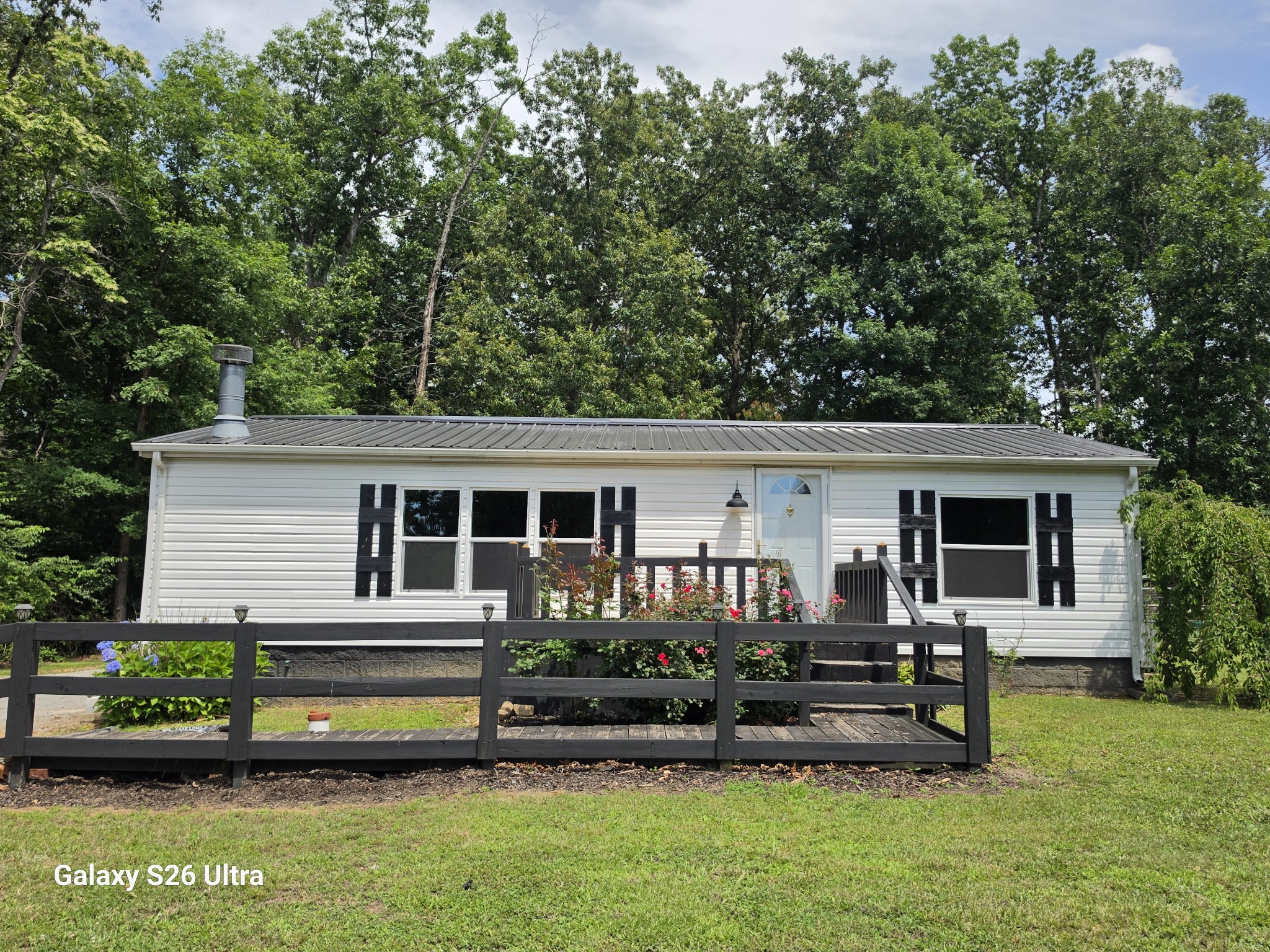 1361 Lakeshore Dr Property Photo 1