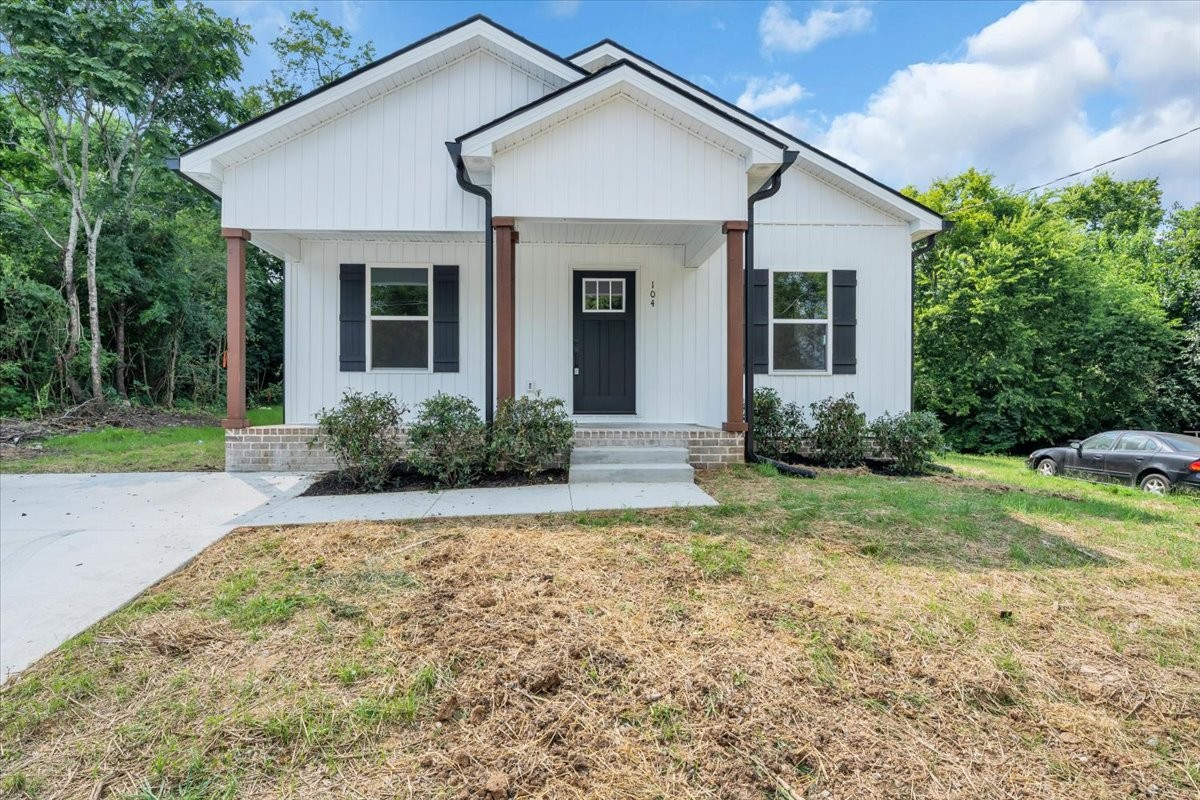 104 Pratts Aly Property Photo 1