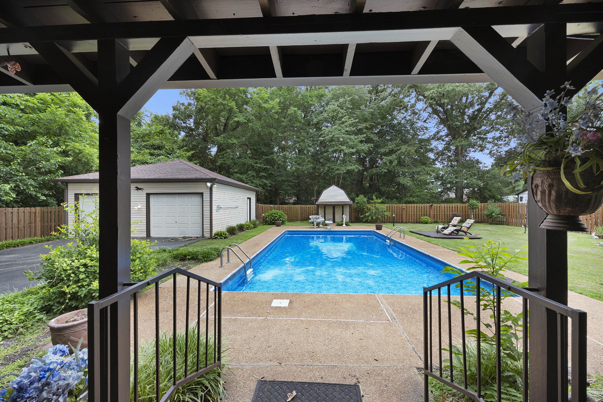14 Hummingbird Cv Property Photo 6