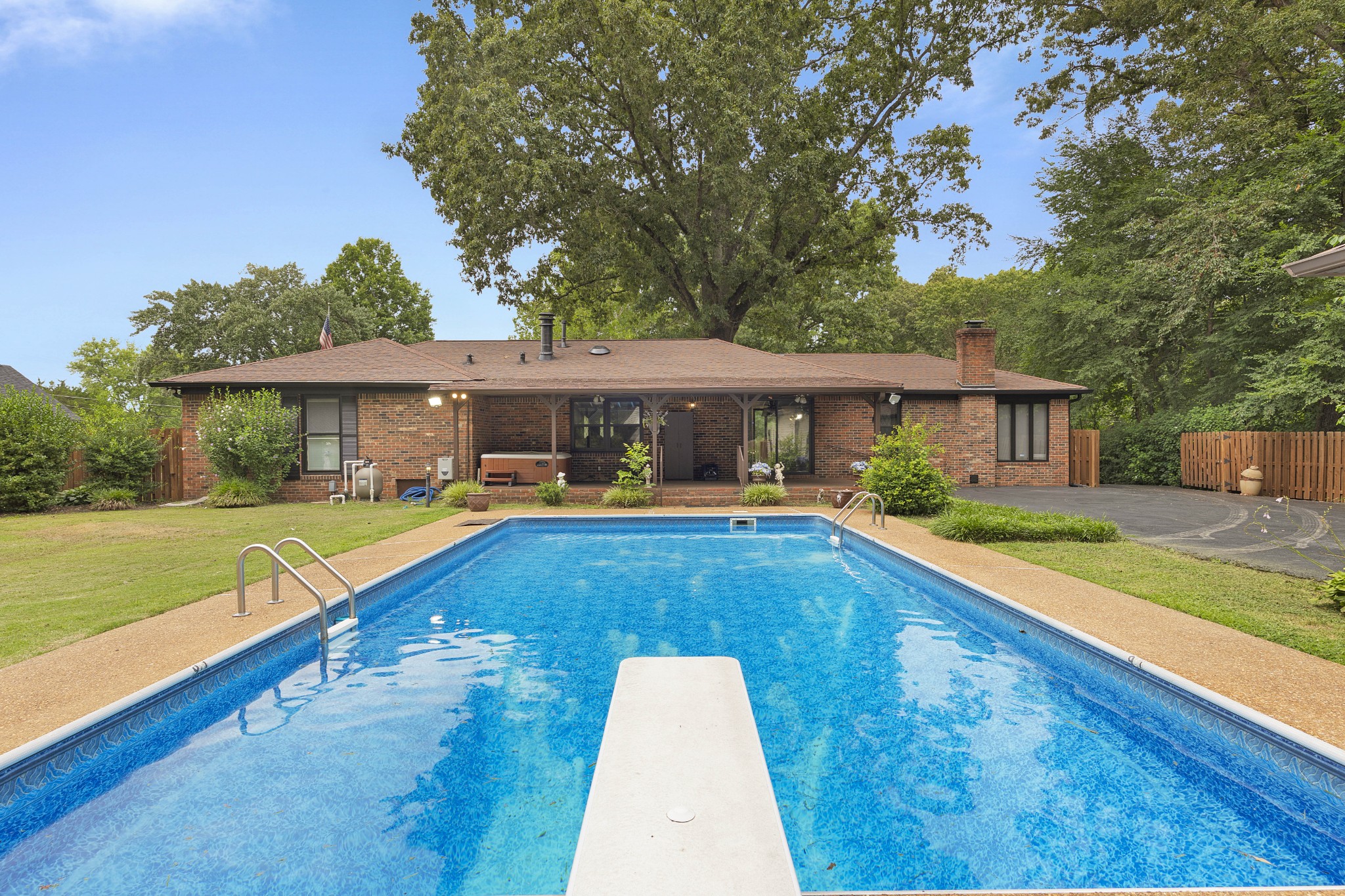 14 Hummingbird Cv Property Photo 8