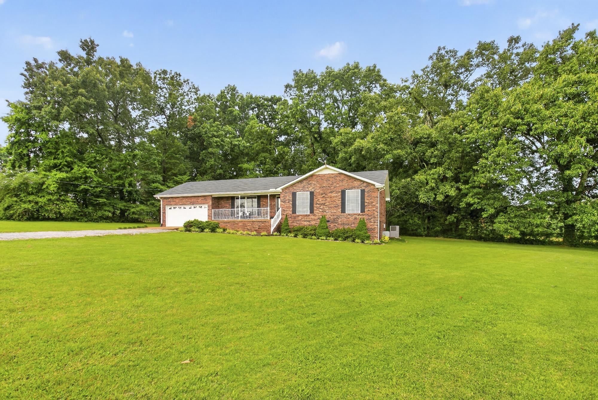 110 Needham Ln