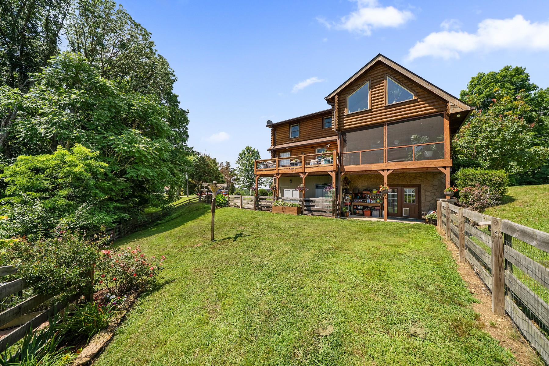 480 Seaton Dr Property Photo 43