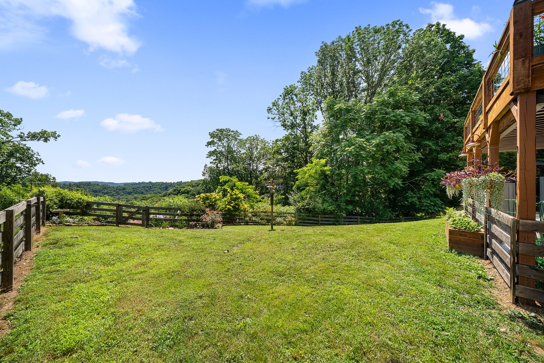 480 Seaton Dr Property Photo 46