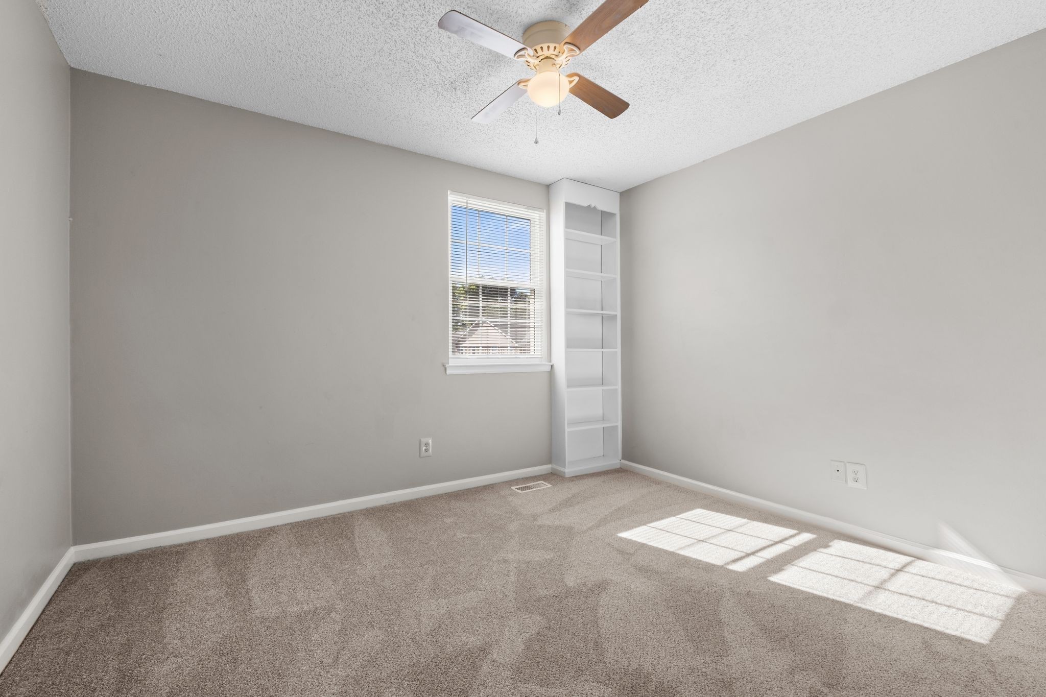 1301 Neelys Bend Rd Property Photo 20