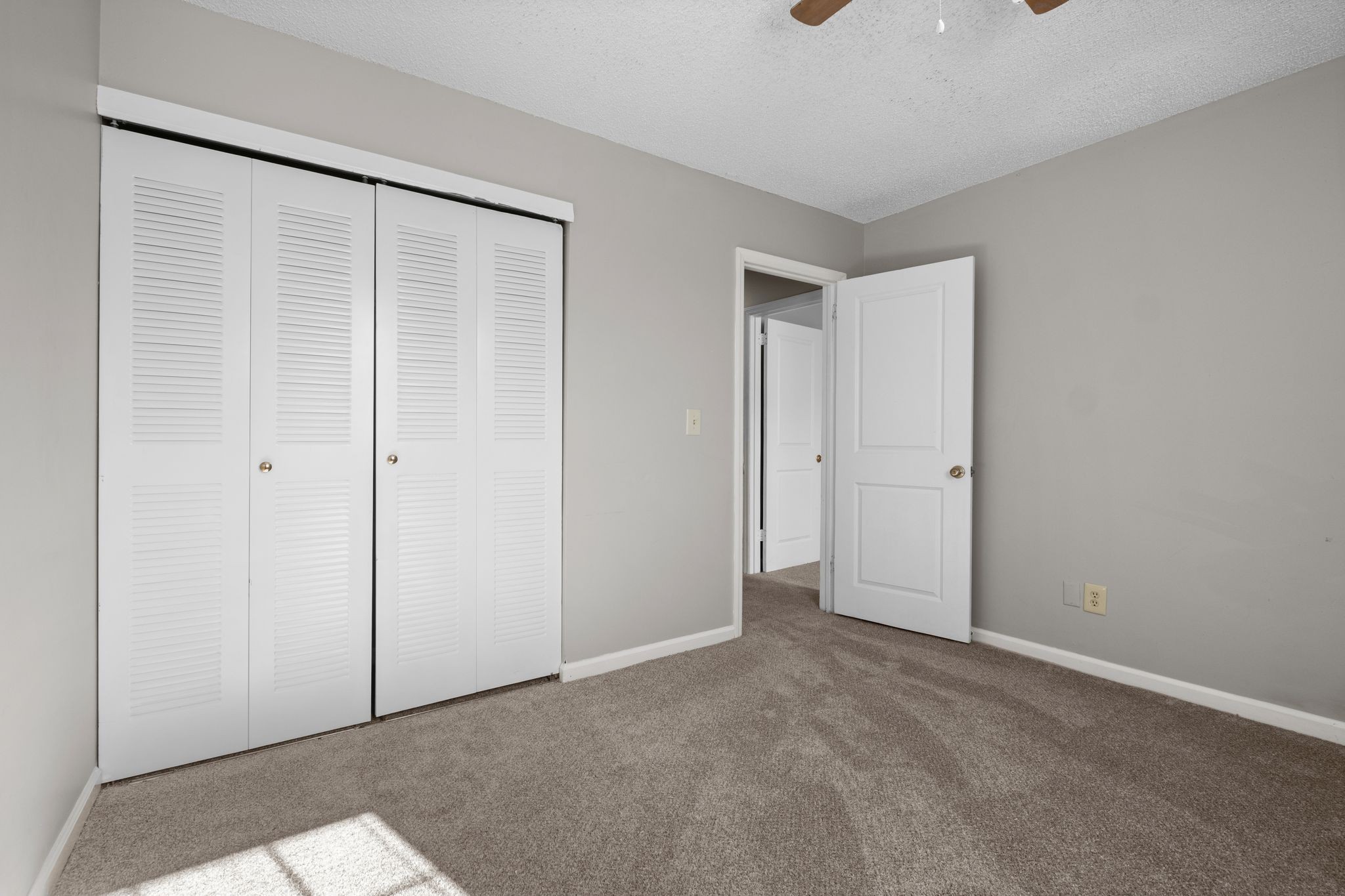1301 Neelys Bend Rd Property Photo 21