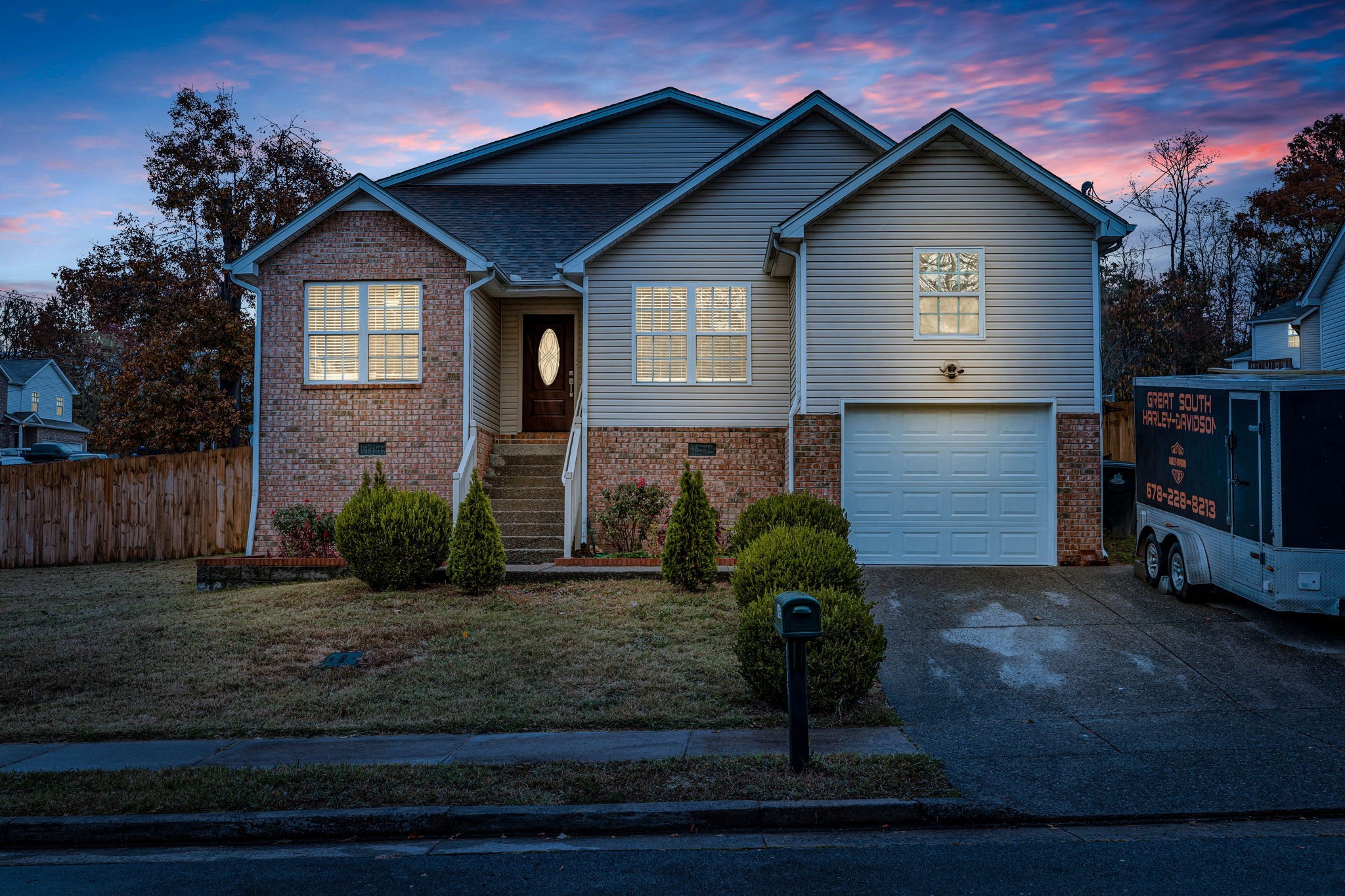 5200 Rockridge Ct Property Photo 1
