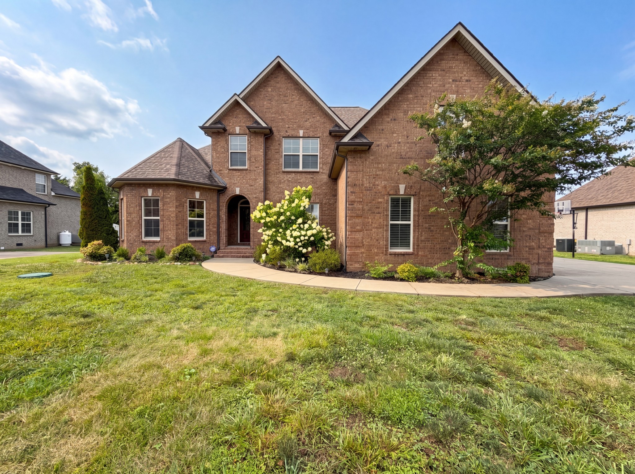 1423 Rhonda Dr