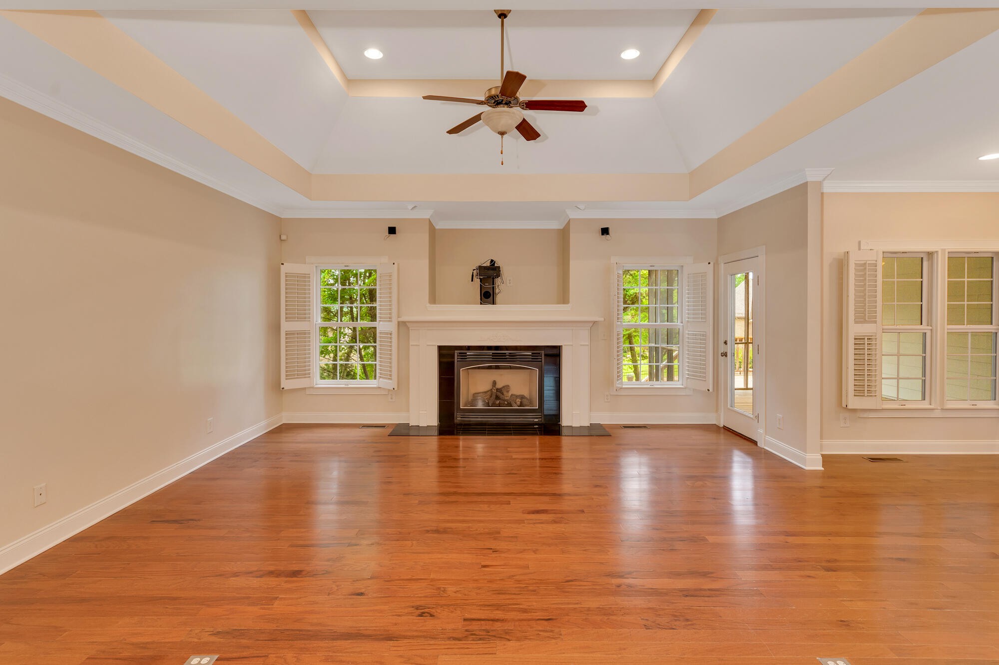 9237 Leaf Brook Lane Property Photo 17