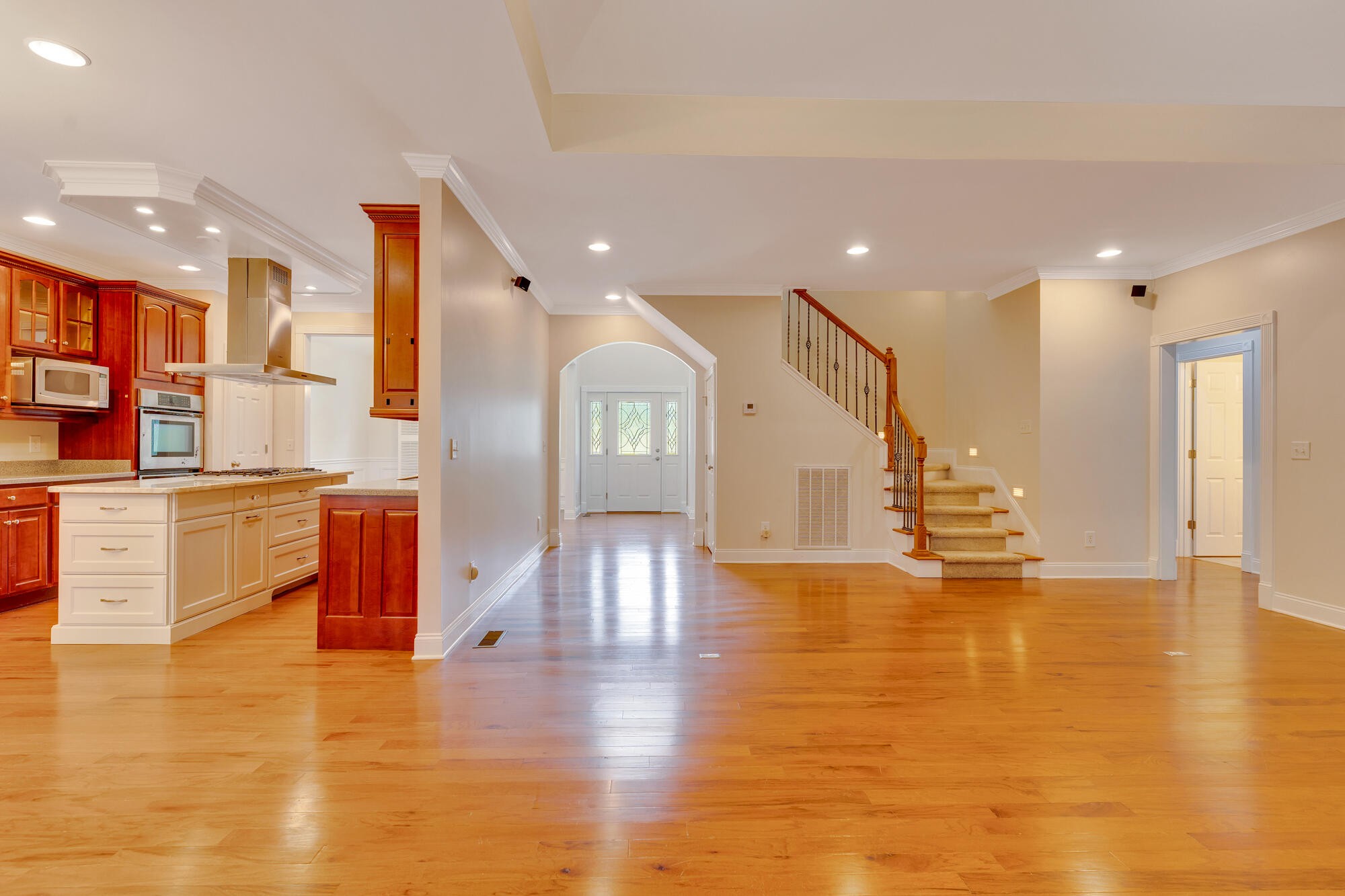 9237 Leaf Brook Lane Property Photo 18