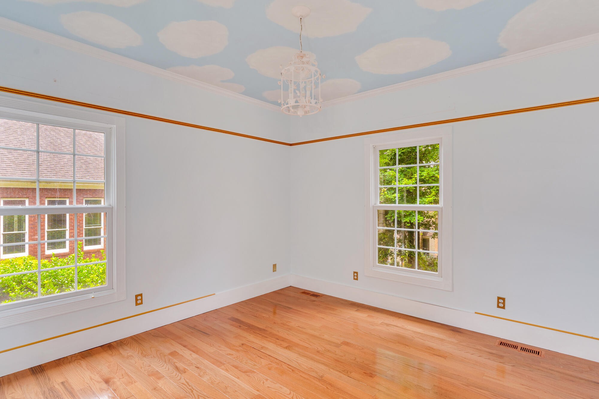 9237 Leaf Brook Lane Property Photo 20