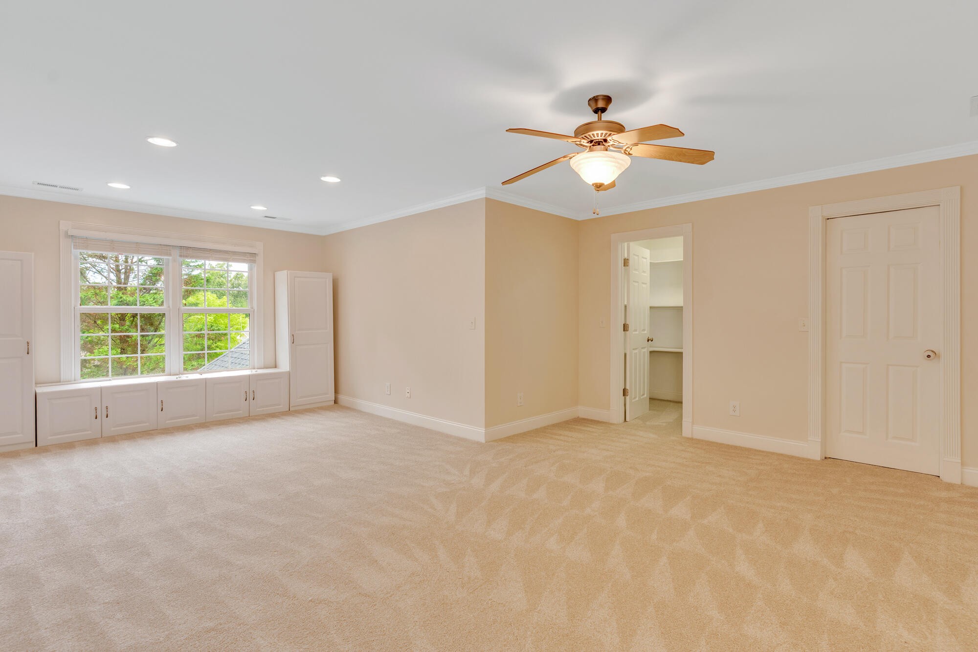 9237 Leaf Brook Lane Property Photo 35