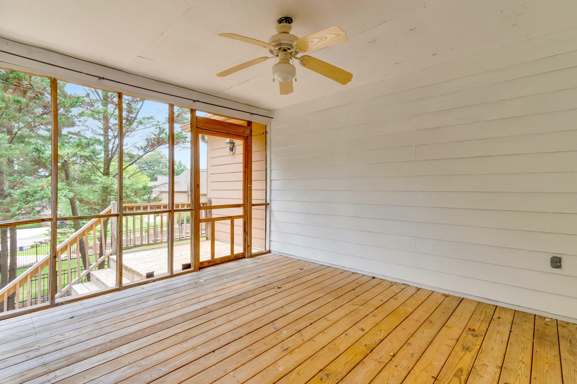 9237 Leaf Brook Lane Property Photo 41