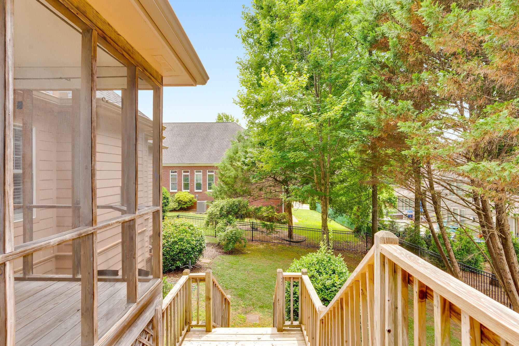 9237 Leaf Brook Lane Property Photo 43