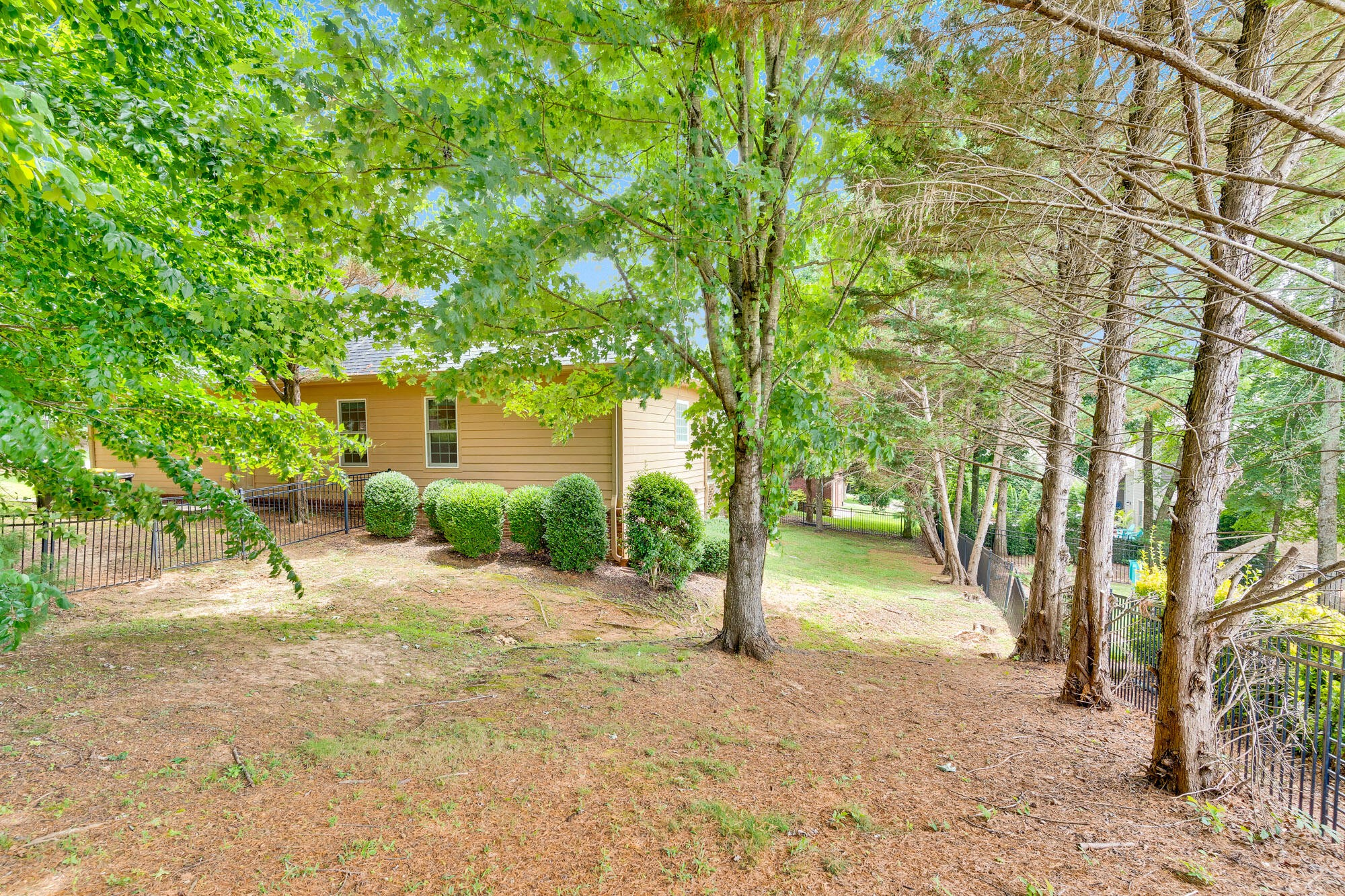 9237 Leaf Brook Lane Property Photo 47