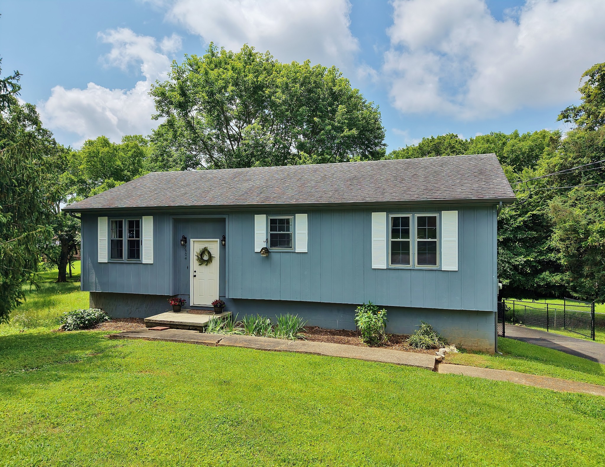 3504 Bahama Dr