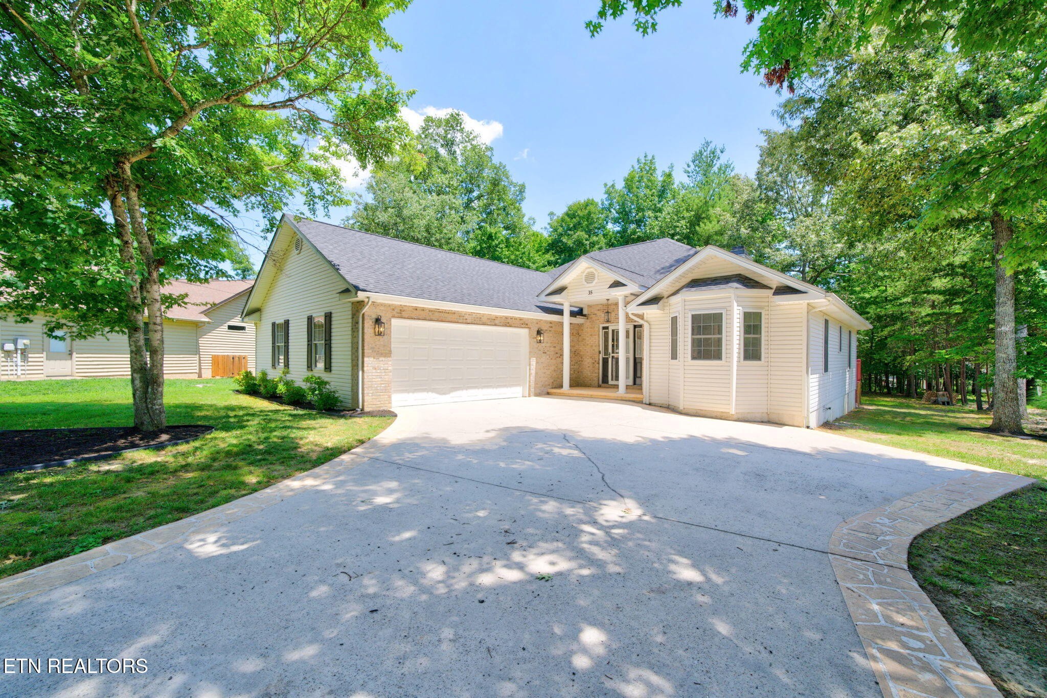 35 Leaf Circle Property Photo 43