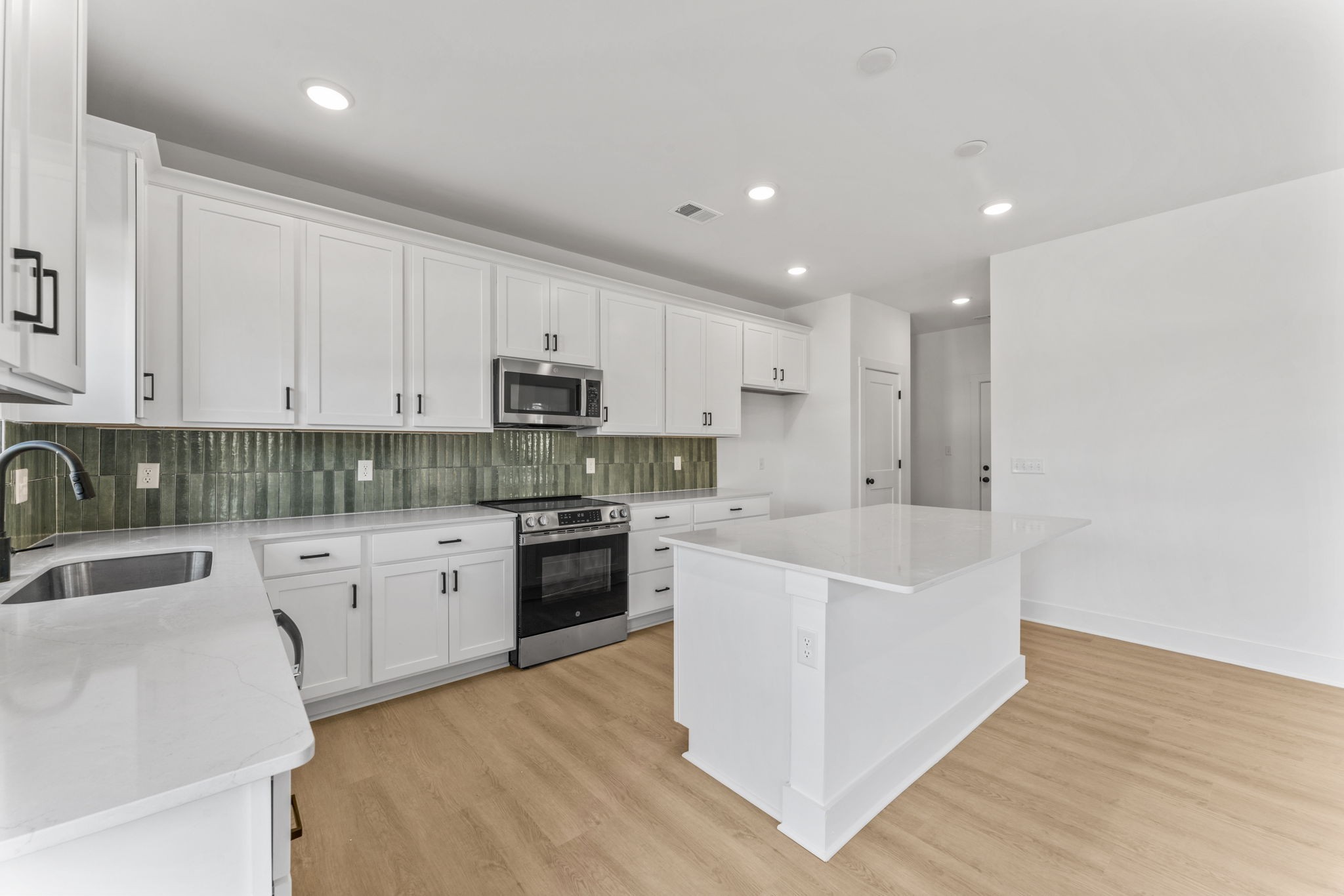 1232 Valley Ridge Drive Property Photo 4