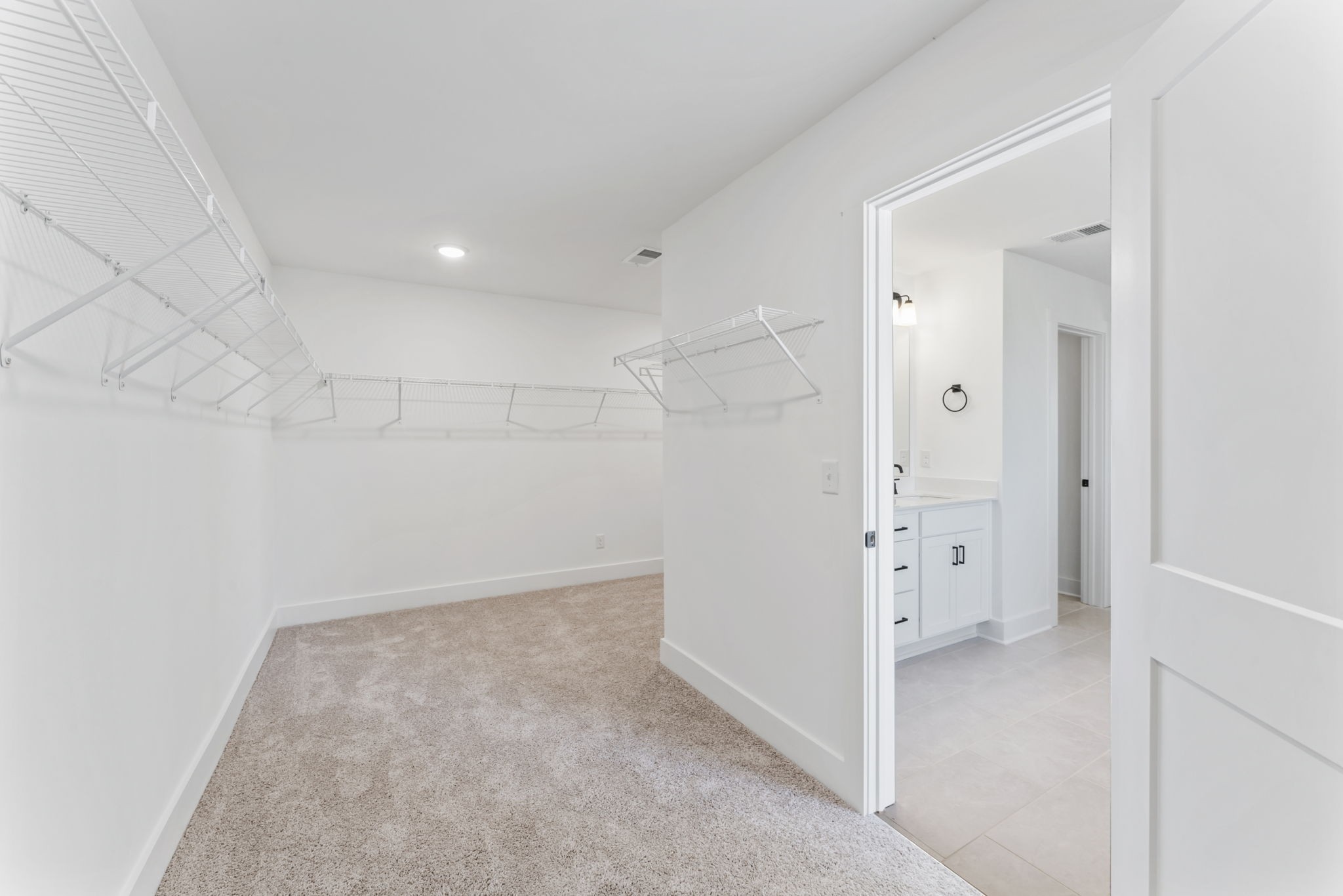 1232 Valley Ridge Drive Property Photo 16