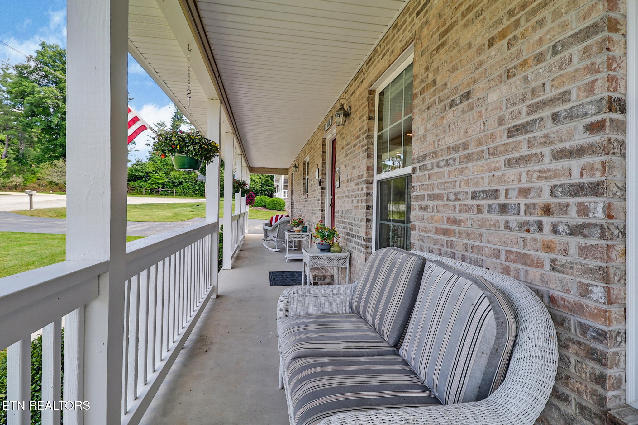 21 Knights Way Property Photo 6