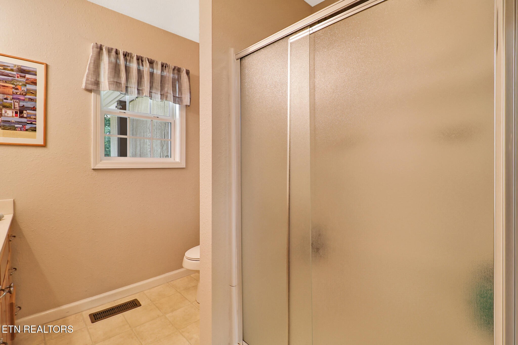21 Knights Way Property Photo 19
